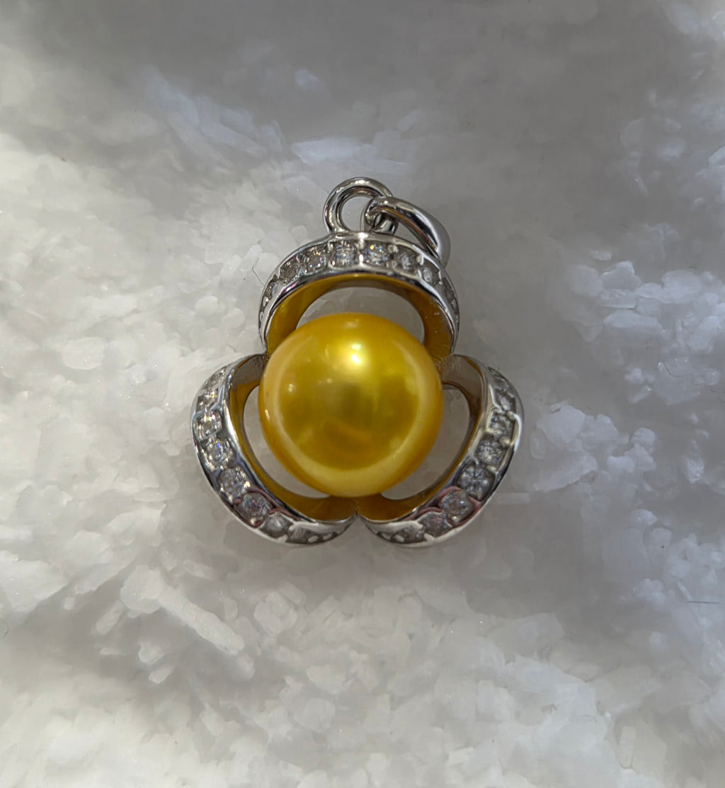 Daffodil Sterling Pendant