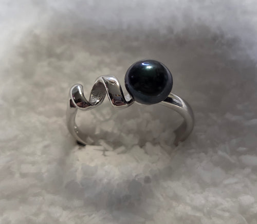 Ariss Sterling Ring