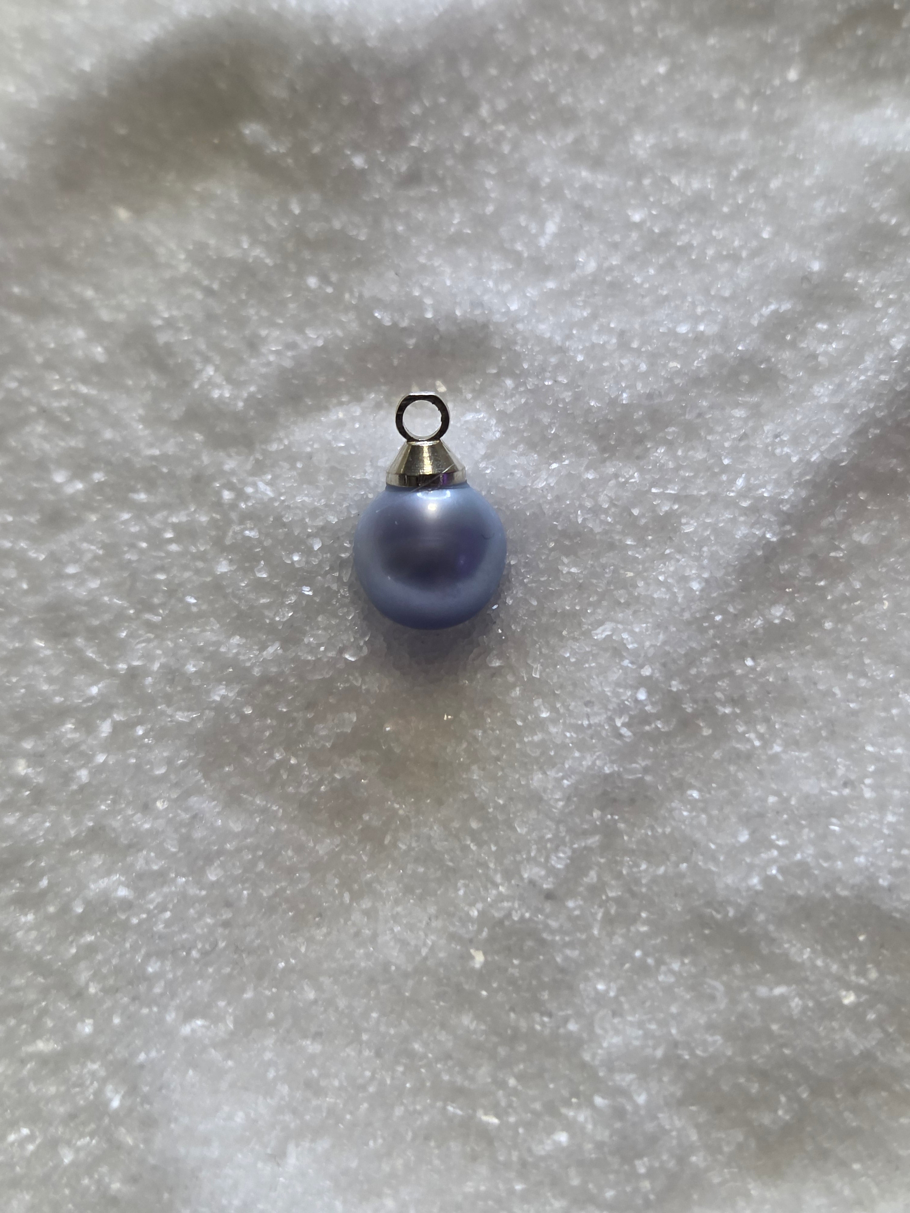 Simple Pearl Drop Necklace